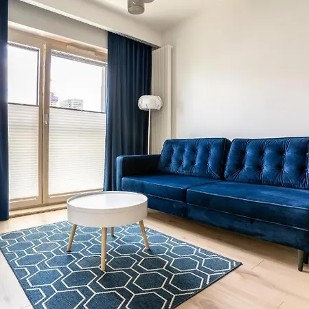 Golden - Mennica Apartment