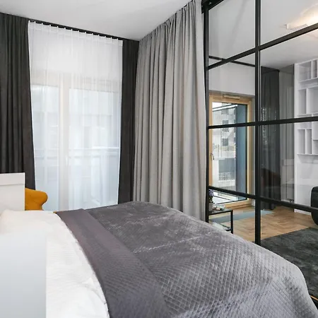 Golden - Mennica Apartment Warsaw